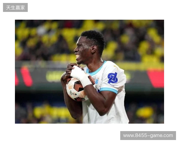 水晶宫vs利兹联:布伦南-约翰逊、伊斯梅拉-萨尔首发,卡尔弗特-勒温、卢卡斯-恩梅加出战